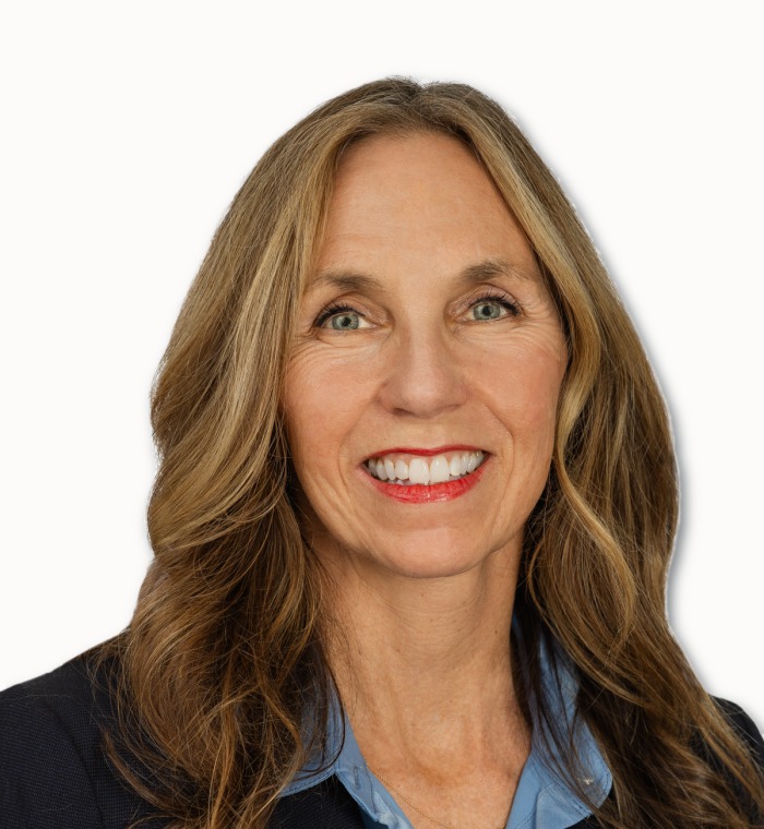 Headshot of Kelly Landes, Facilitator and Executive Coach at Victory Consulting