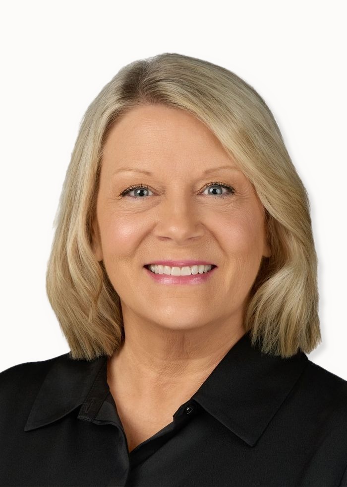 Headshot of Laura Dellinger, Executive Facilitator and Coach at Victory Consulting